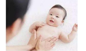 两个月宝宝鞘膜积液必须手术吗