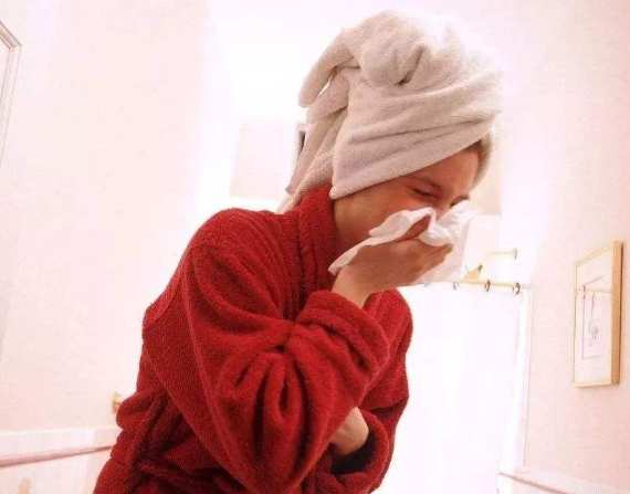 过敏性鼻炎的八大危害